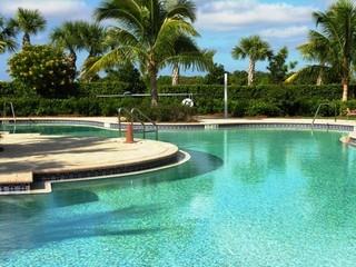 fiddlers creek pool