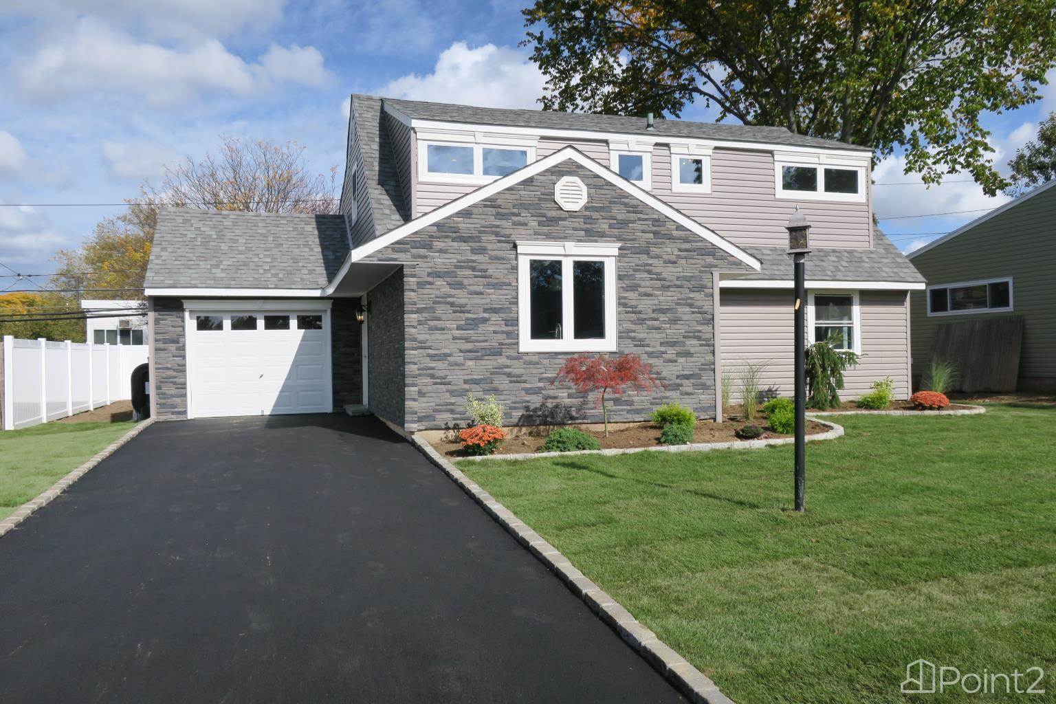 Levittown homes for sale - Homes for sale in Levittown NY - HomeGain