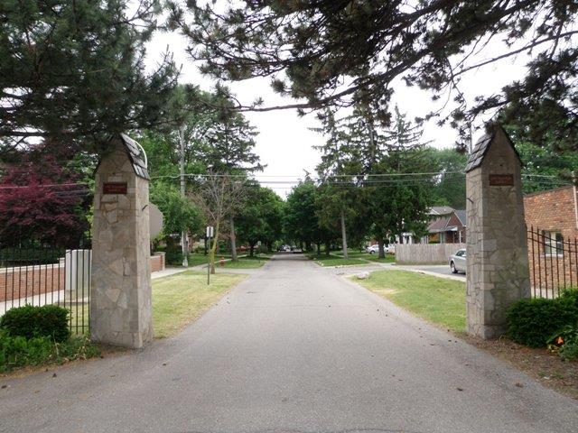 Old Rosedale Gardens Livonia Michigan