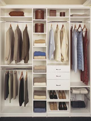 Bart Rybarczyk : De-clutter Closet