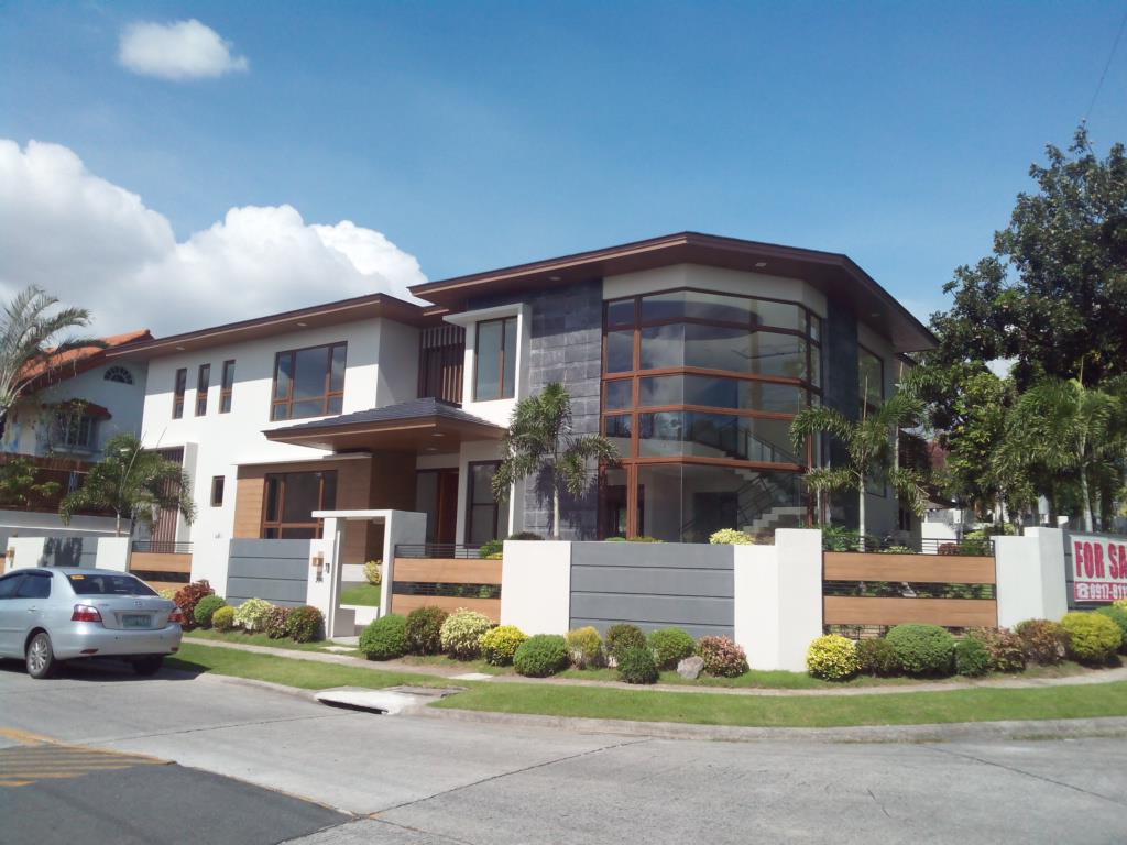 House and lot for sale in Ayala Alabang