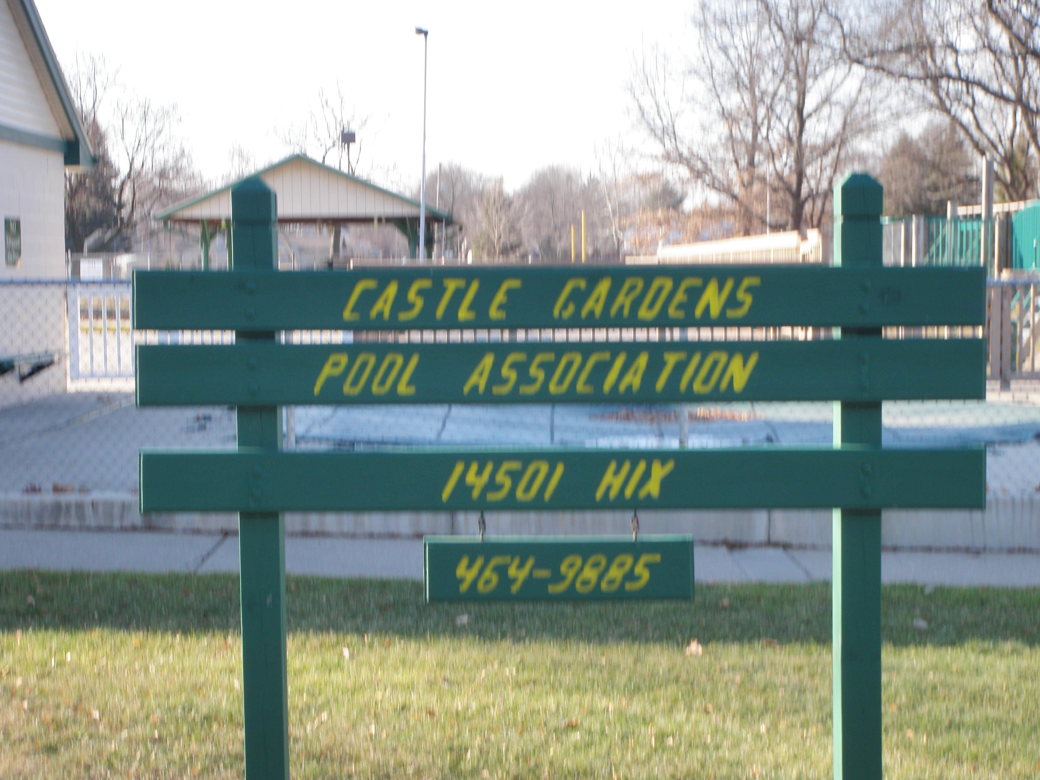 Castle Gardens Pool Association Livonia Michigan
