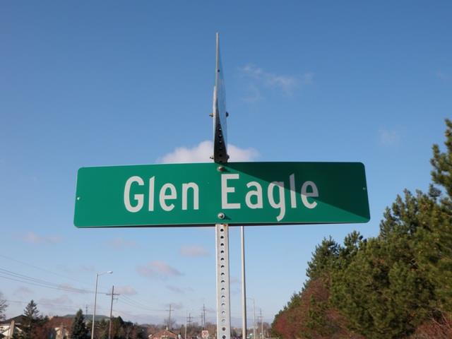 Glen Eagle street sign in Fox Creek Meadows Livonia Michigan