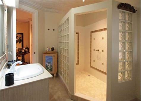Barbados Luxury, Master Bathroom