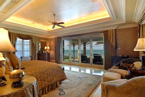 Barbados Luxury,  Master bedroom with King-sized bed