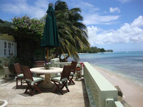 Barbados Luxury,   Outdoor Dinning-area for Socializing Right Next To the Beach