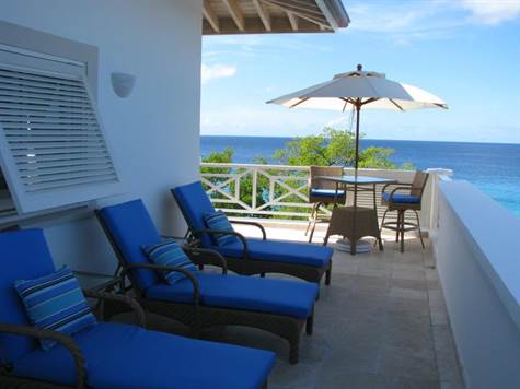 Barbados Luxury,   Side-shot of Terrace