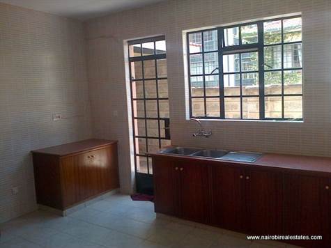 2 House to rent in Lavington Kenya