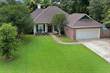 Homes for Sale in Mirabeau Gardens, Baton Rouge, Louisiana $293,500