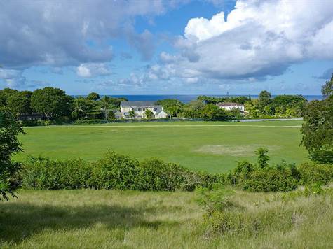 Barbados Luxury,   Side-view of Golf Course