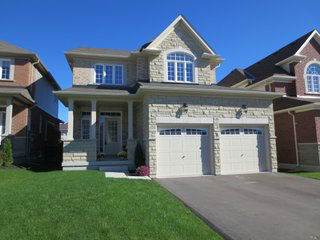 11 Goodall Cres. Bowmanville, On