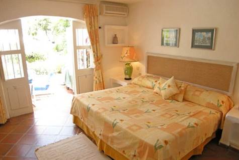 Barbados Luxury,   Side-shot of Bedroom 