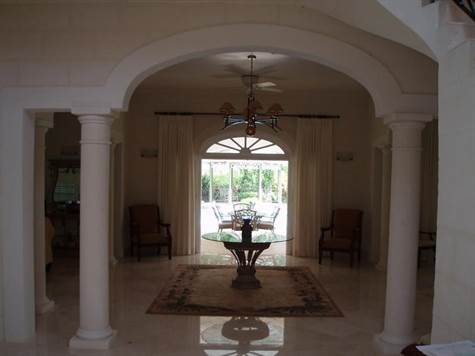 Barbados Luxury,   Entrance Hall