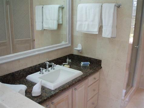Barbados Luxury,   Bathroom with Singular Sink 2