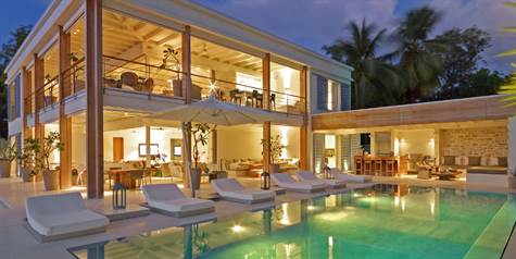 Luxury villa pool view