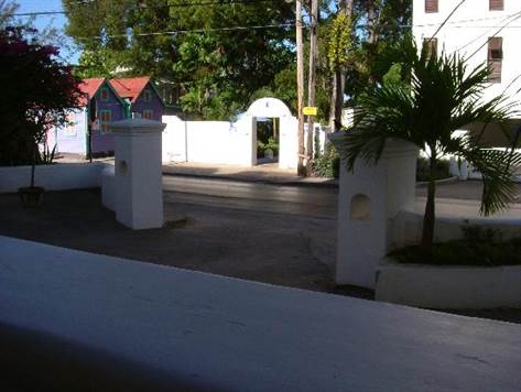 Barbados Luxury, Entrance of Property