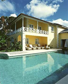 Barbados Luxury, Full-shot of swimming pool