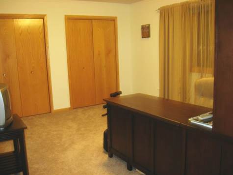 2ND BEDROOM WITH DOUBLE CLOSETS
