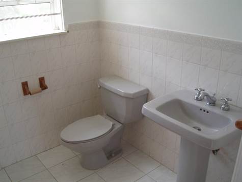 Barbados Luxury,     Bathroom 2