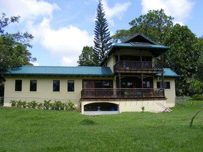 # 2230 - FOUR BEDROOM HOUSE + RIVER - CAYO DISTRICT, BELIZE