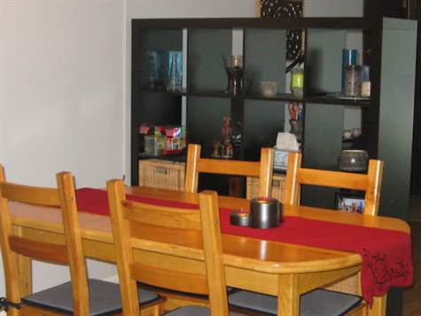 DINING AREA WITH LAMINATE FLOORING
