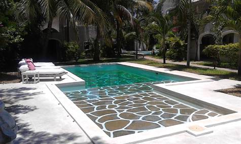Pool of Malindi cottages for rent
