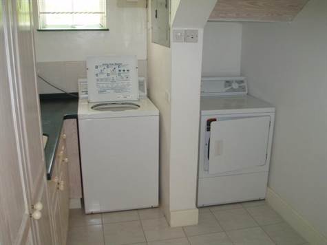 Barbados Luxury,     Laundry Room