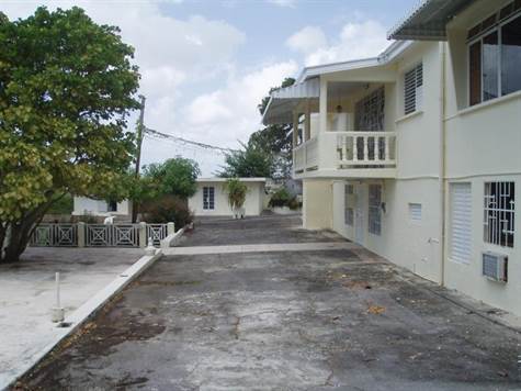Barbados Luxury,  Property Drive-in