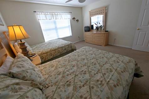 Upstairs Double Full Bedroom
