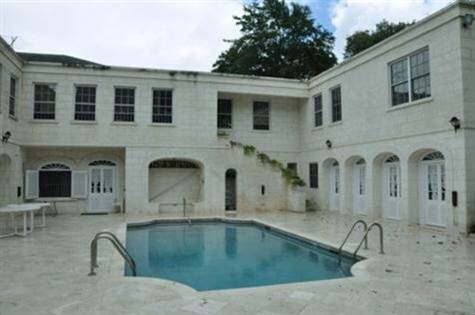 Barbados Luxury,   Full shot of Swimming pool