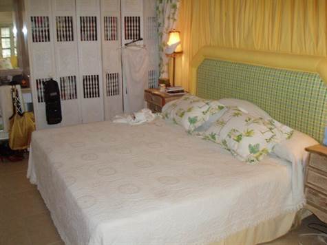 Barbados Luxury,   Side-shot of Master Bedroom 