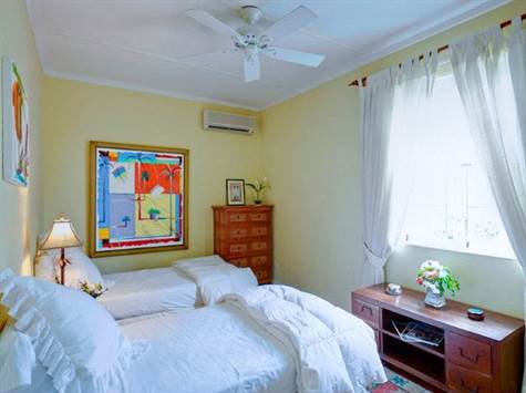 Barbados Luxury,  Bedroom with Twin-beds