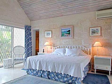 Barbados Luxury,   Master Bedroom with King-sized Bed