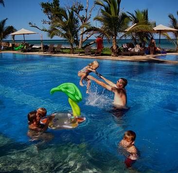 BEautiful Luxury Villas Diani Swimming pol