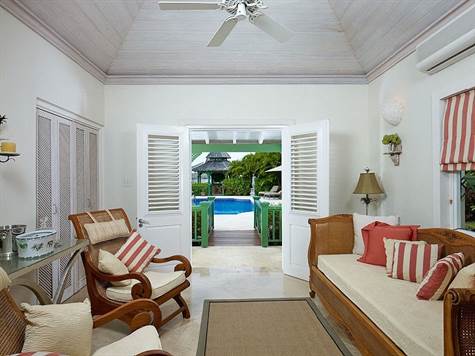 Barbados Luxury,   Lounge Room with Patio