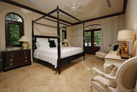 Barbados Luxury, Master Bed-room