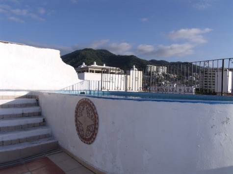 rooftop pool 2