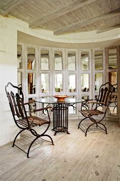 Barbados Luxury Elegant Properties Realty - Cottage Sitting Room