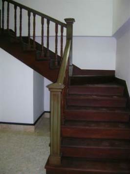 Staircase b23