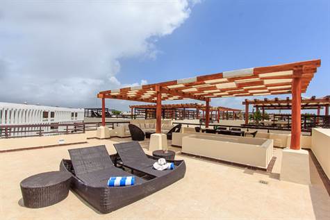 17_playa_del_carmen_real_estate_for_sale_ph_aldea_thai_rooftop_lounge