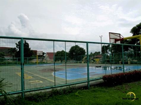 19 - Basketball Court