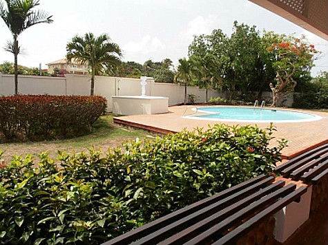 Barbados Luxury,  Side-shot of Pool