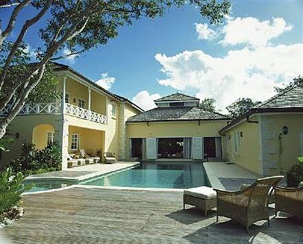 Barbados Luxury, Full shot of inside amenities 