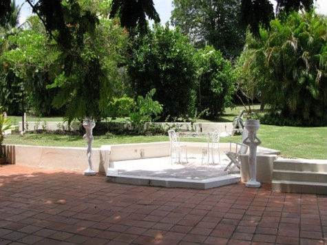 Barbados Luxury, fountain 