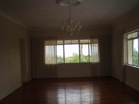 Barbados Luxury,  Upstairs Empty Room