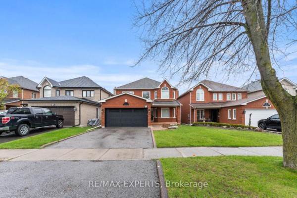 71 Castlepoint Dr, Vaughan, ON L4H1B8 Photo 2