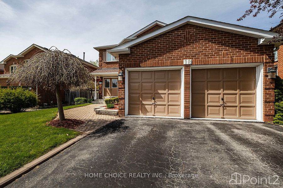 18 Jamieson Cres, Whitby, ON L1R1T9 Photo 2