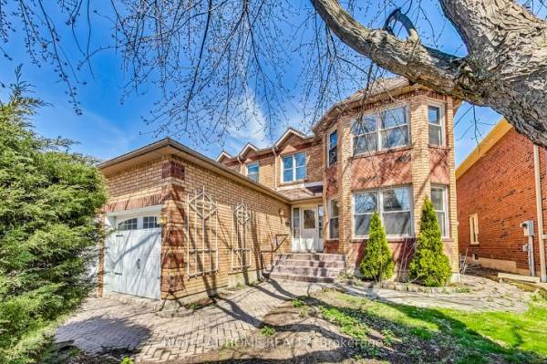 6065 St Ives Way, Mississauga, ON L5N4M1 Photo 4