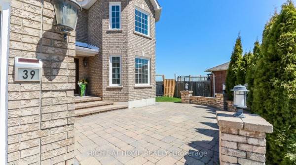 39 Whitfield Cres, Springwater, ON L0L1P0 Photo 5
