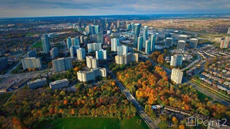 Brand New Condo For Sale In Square One, Mississauga, ON L5B1M7 Photo 2